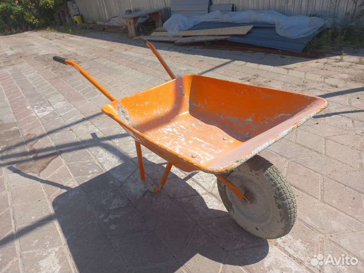 Тачка садовая