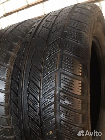 Avon Ranger Ice 215/70 R16
