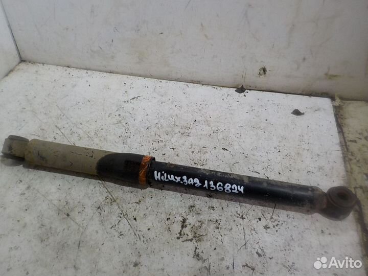 Амортизатор задний Toyota Hilux