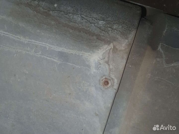 Подножка правая Renault Magnum Mack