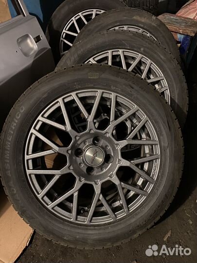 Диски Xtrike r16 новые с резиной