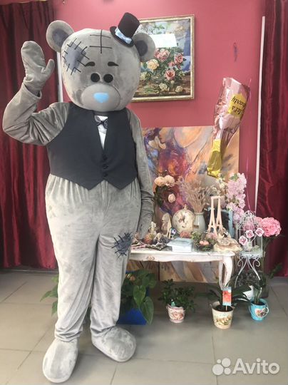 Поздравление от мишки, ростовая кукла