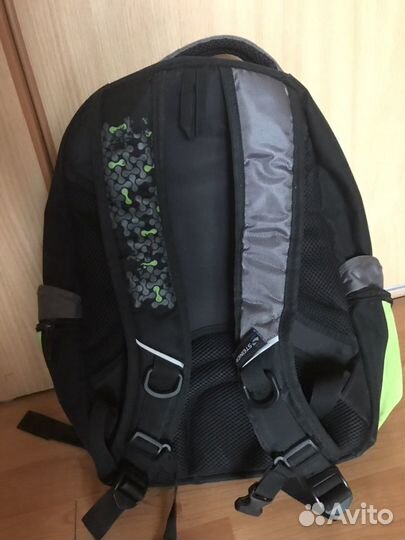 Рюкзак-ранец школьный