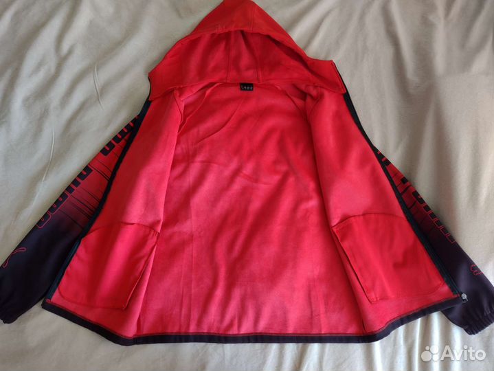 Ветровка спортивного костюма Puma