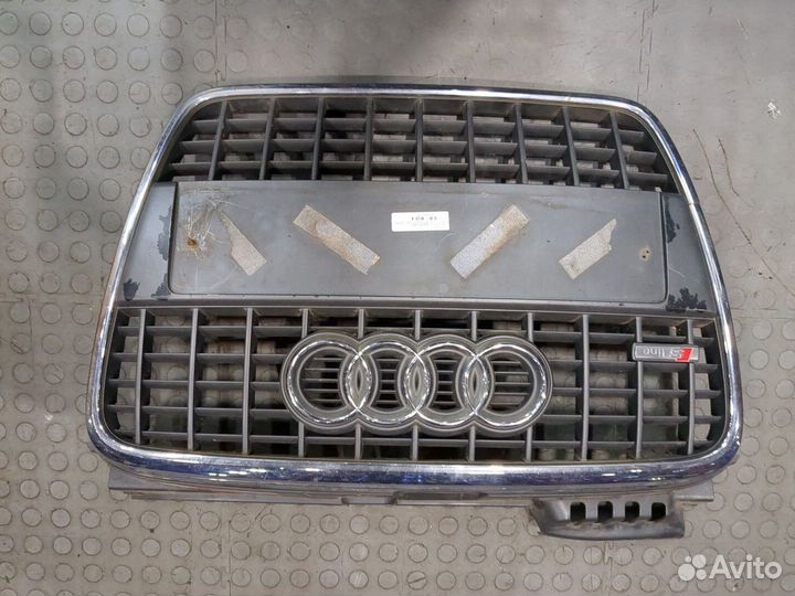 Решетка радиатора Audi A4 (B7), 2006