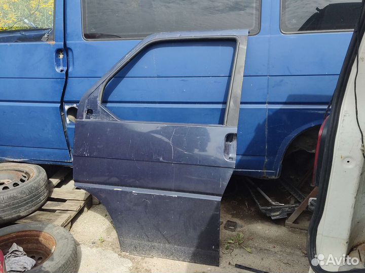 Дверь, Фольксваген Т-4