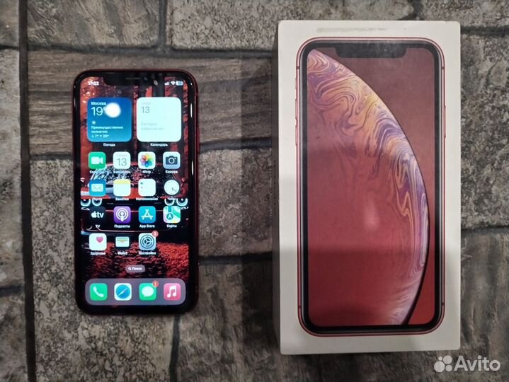 iPhone Xr, 64 ГБ