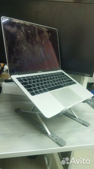 Подставка для ноутбука / планшета MC N8