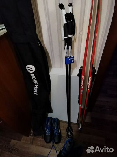 Полный детский лыжный комплект