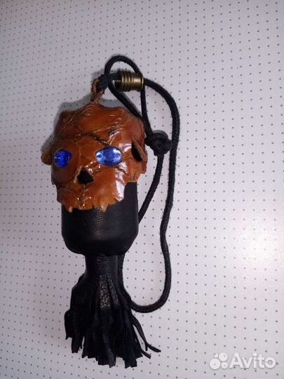 Брелок, череп, подвеска