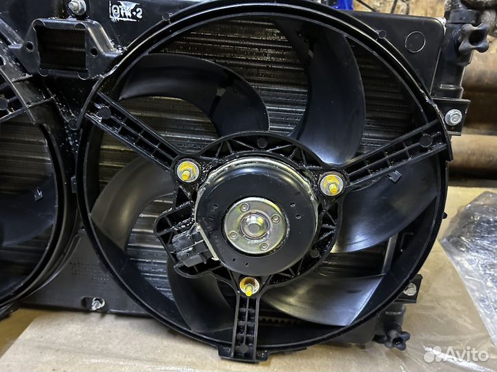 Радиатор охлаждения с вентилятором Niva Travel