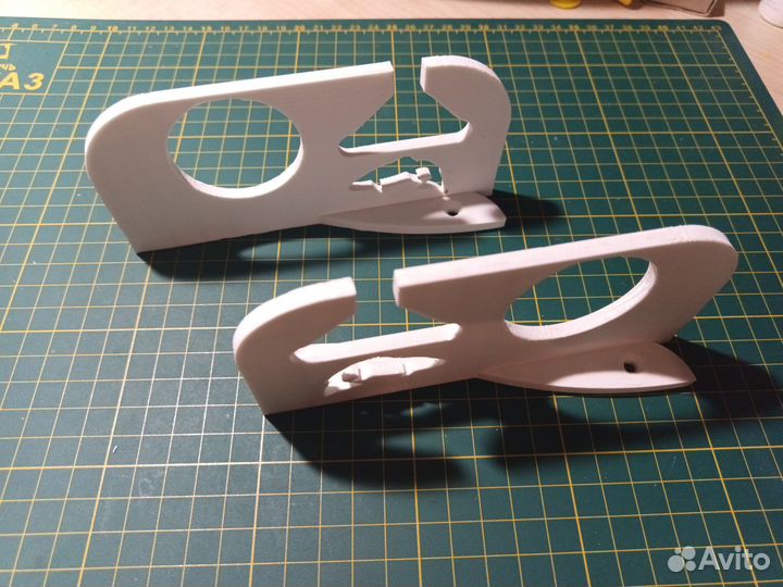 Крепление для удочек на стену