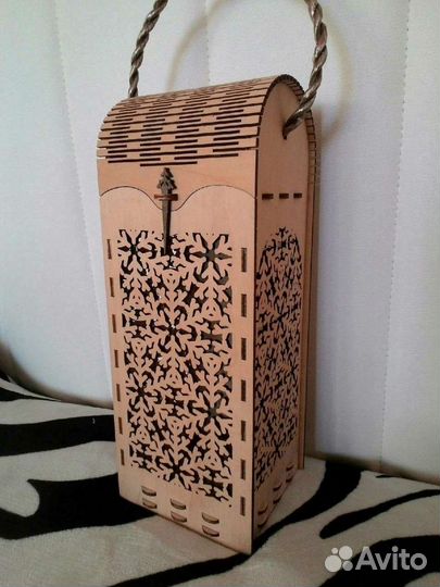 Коробка для бутылки