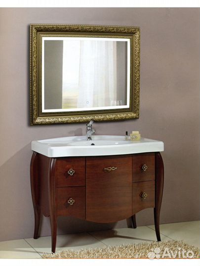 Новое зеркало в багетной раме с LED- подсветкой