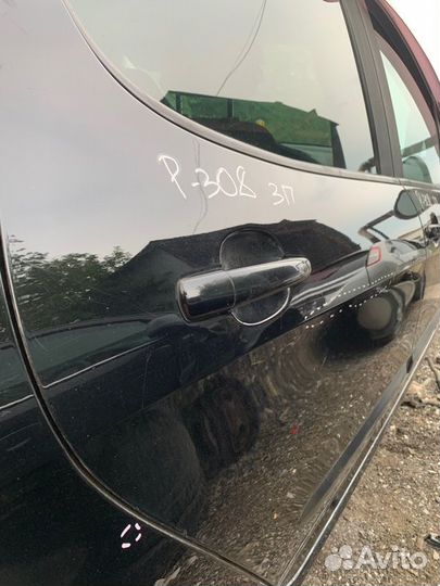 Дверь задняя правая Peugeot 308 4A/C