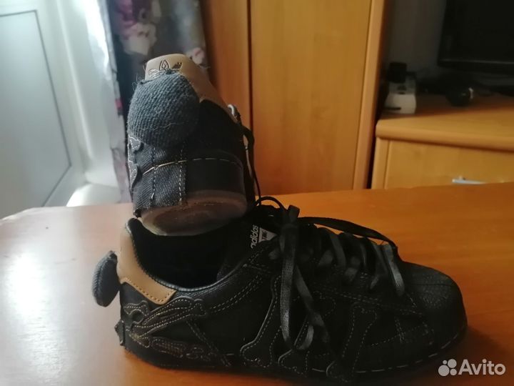 Кроссовки женские adidas 38 размер бу