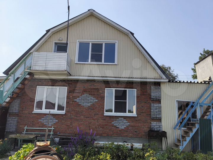 Дом 94 м² на участке 10 сот.