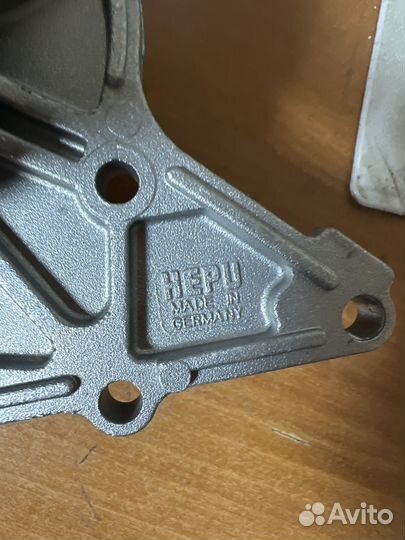 Насос водяной. Помпа. hepu P559