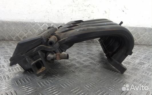 Впускной коллектор бензиновый nissan juke F15 (SKR