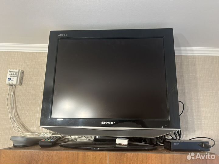 Телевизор Sharp aquos LC-32AD5RU