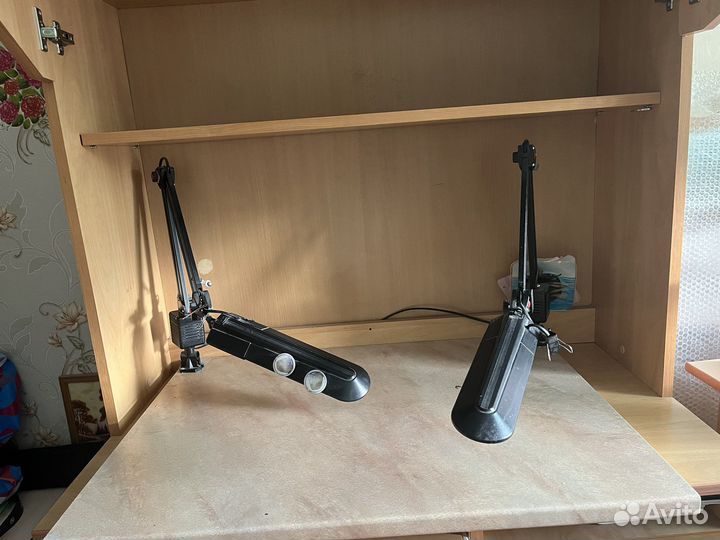 Продам компьютерный стол