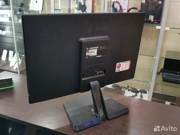 LG Flatron E1942 на запчасти