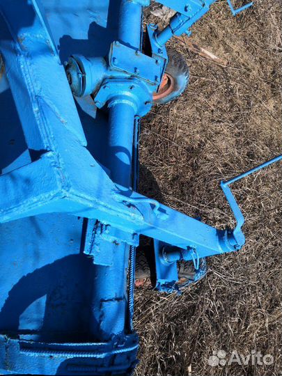 Коммунальная щётка