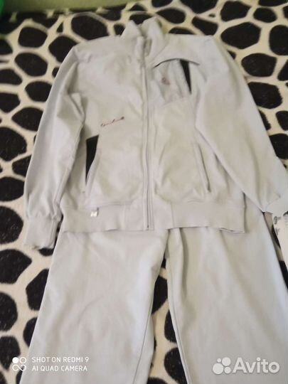 Костюм спортивный женский 48-50 размер