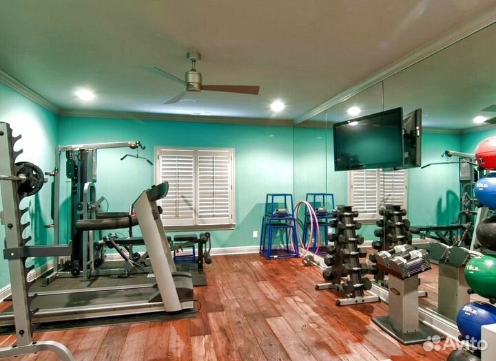 В спортзал зеркало