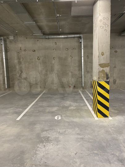 Машиноместо, 13 м²