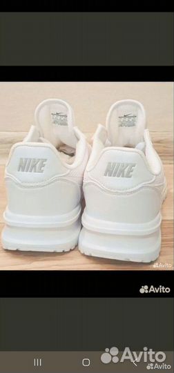 Кроссовки nike
