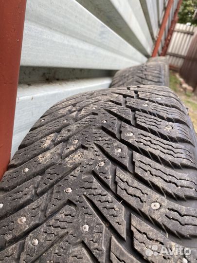 Nokian Tyres Hakkapeliitta 8 225/55 R17
