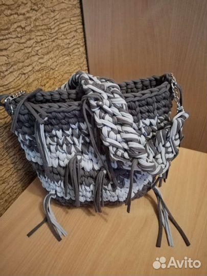 Сумка из трикотажной пряжи
