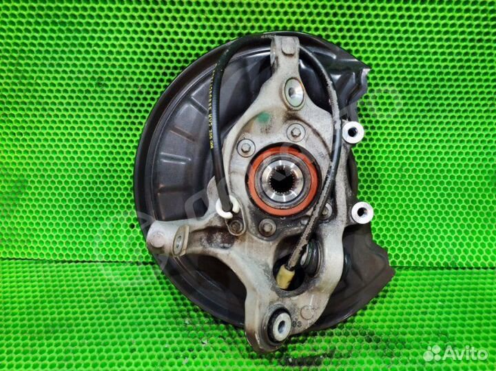 Цапфа (кулак) задняя правая Mercedes-Benz C W204