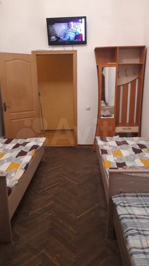 Комната 15 м² в 5-к., 3/7 эт.