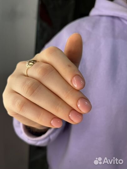 Маникюр, наращивание ресниц