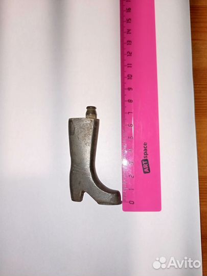 Зажигалка латунь Сапожок