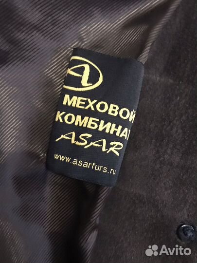 Шуба мутоновая с норковым капюшоном