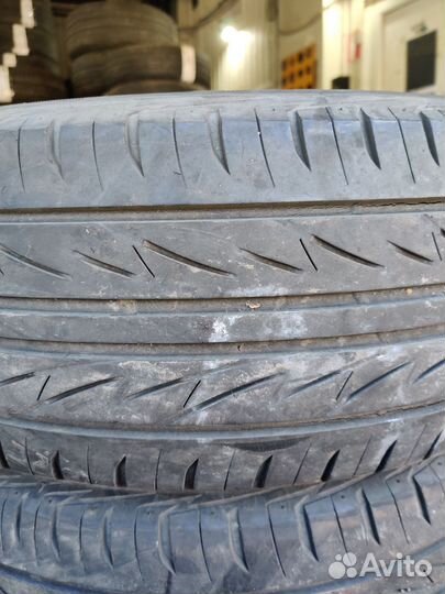 Bridgestone MY-02 Sporty Style 215/55 R17