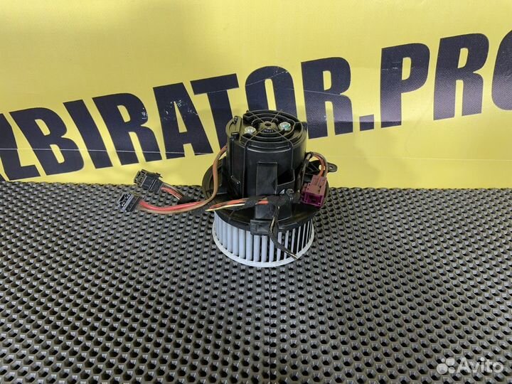 Моторчик отопителя