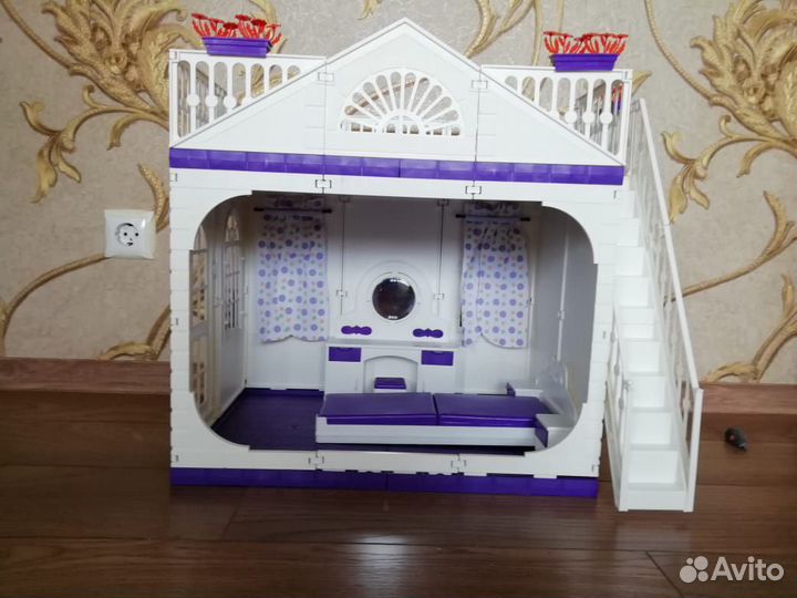 Кукольный домик