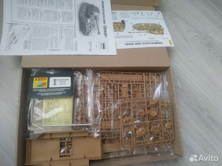 Сборная модель танка 1 35