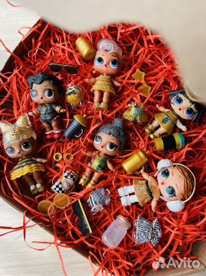 Набор золотых куколок lol с аксессуарами