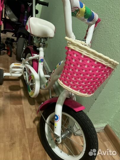 Детский велосипед с родительской ручкой бу