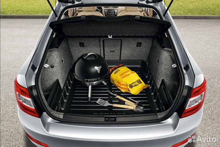 Пластиковый поддон в багажник Skoda Octavia a7