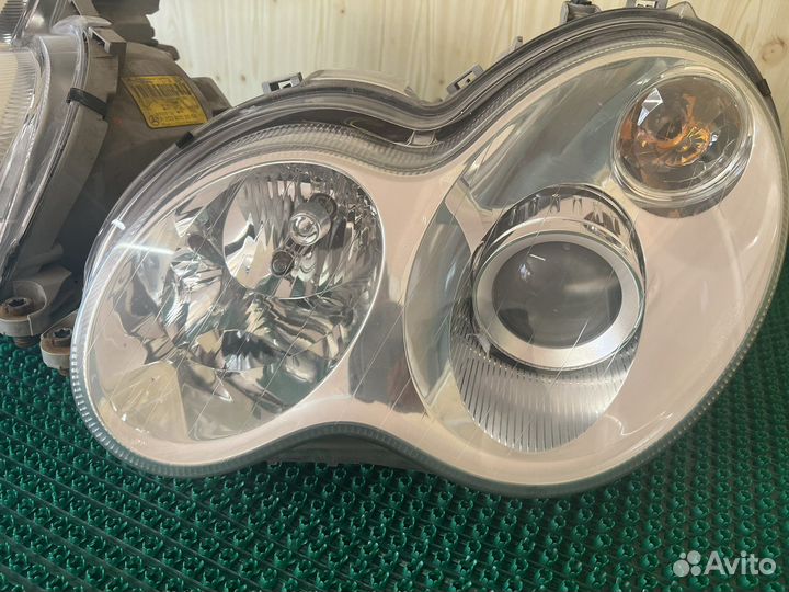 Фары на mercedes w203