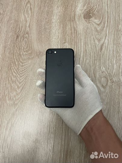 iPhone 7, 128 ГБ