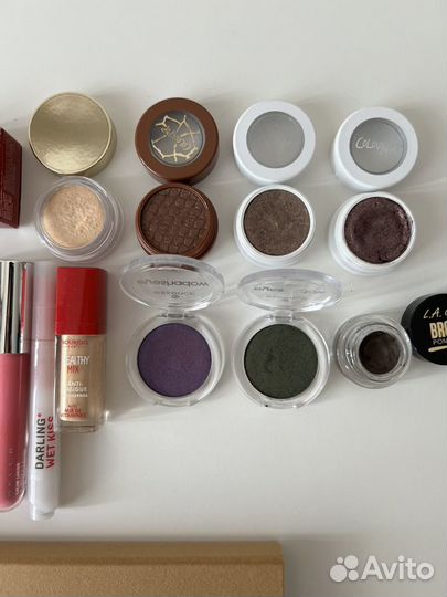 Косметика abh kvd colourpop darling clarins