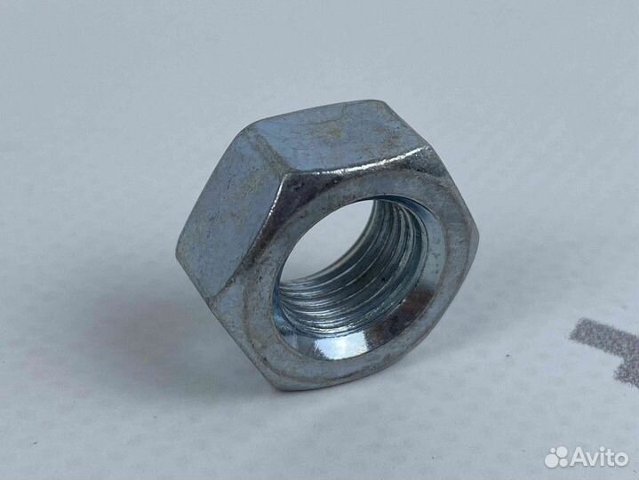 Гайка М12*1,25 оси маятниковой Иж