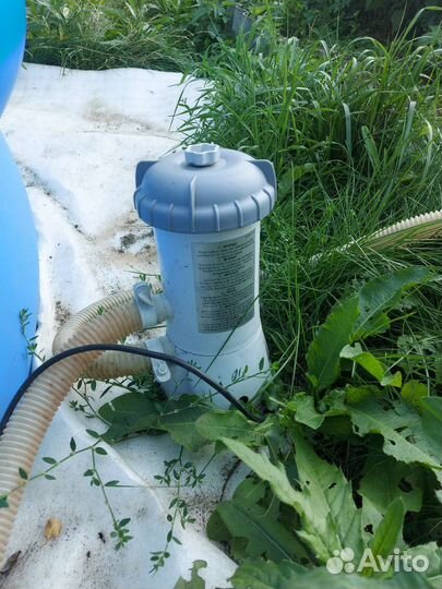 Надувной бассейн